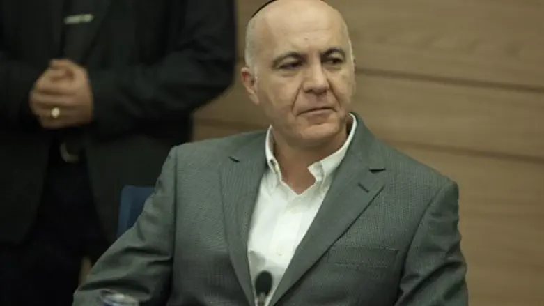 לא המו"מ אשם בטרור