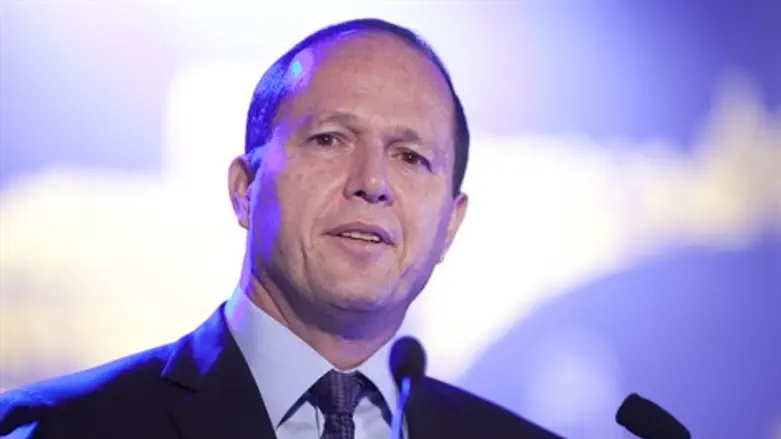 ישנה? ניר ברקת