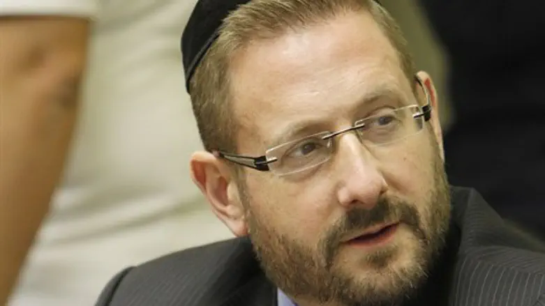 הסטוריה. ח"כ ליפמן
