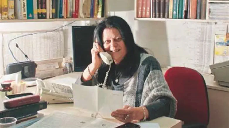 רות אלמגור-רמון