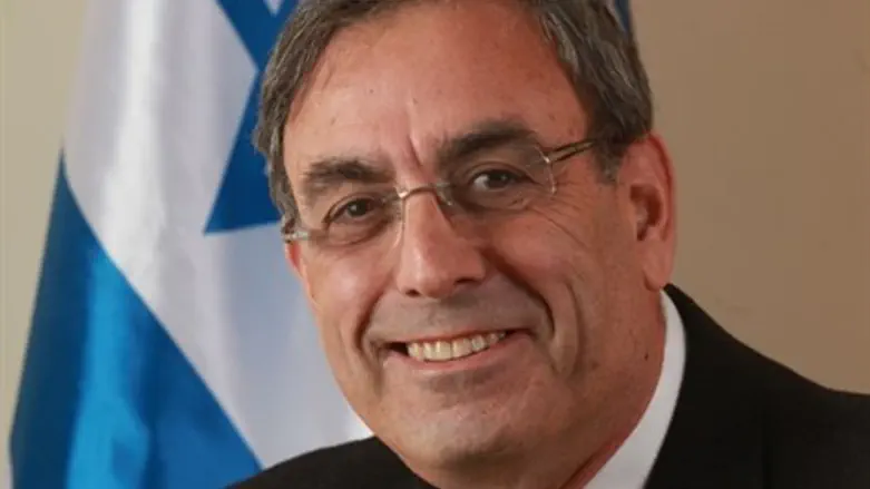 סגר. השופט שפיצר