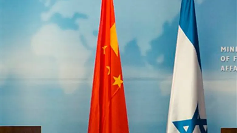 Флаги Китая и Израиля