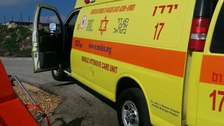 אמבולנס מד"א טיפול נמרץ