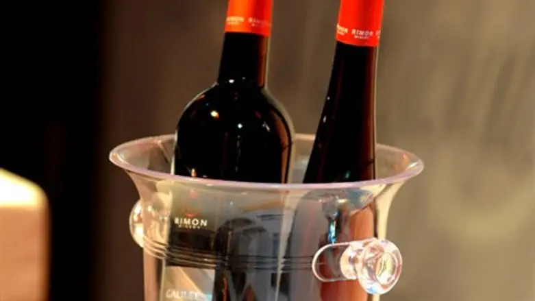 היין מגויס למלחמה בחרם