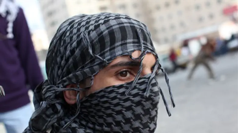 גם אונר"א על הכוונת