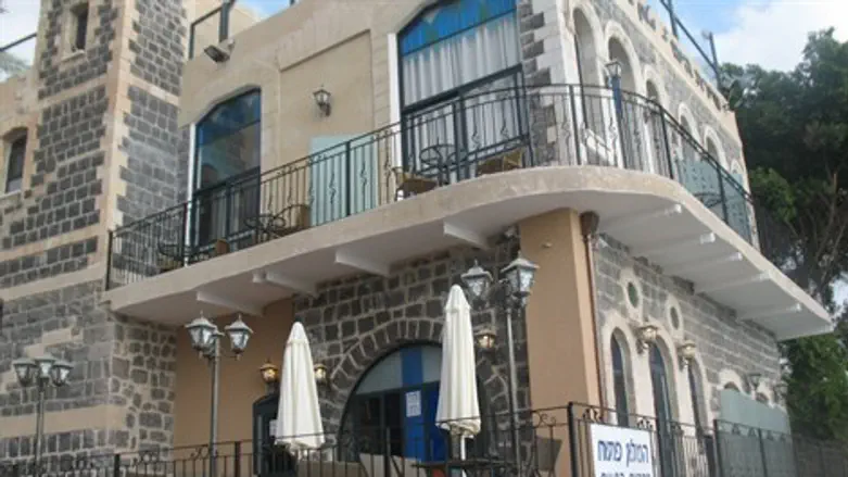 מלון בטבריה