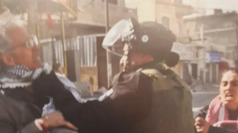 מתצלומי התערוכה