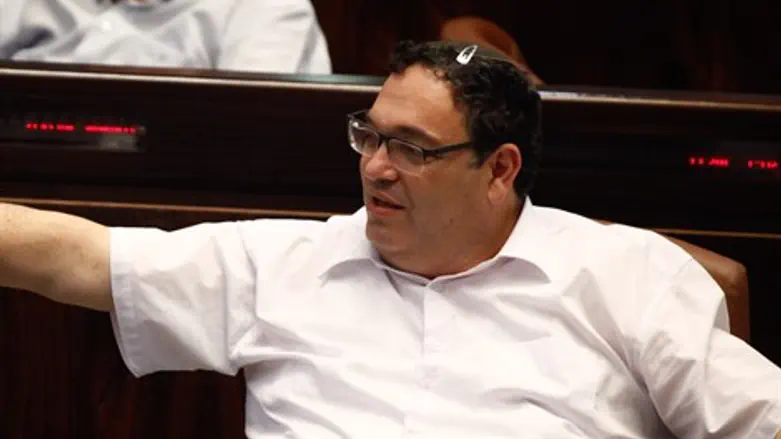 הודיע. פירון