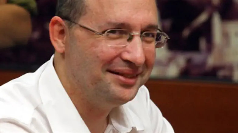 הישג. אבי ניסנקורן