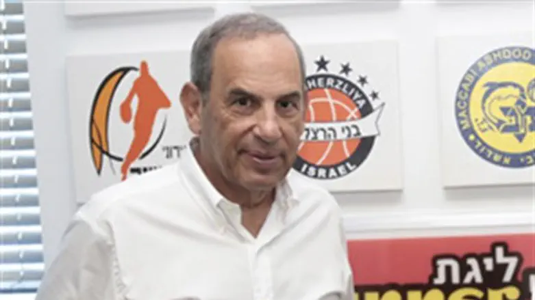 יו"ר המנהלת, שמואל פרנקל.