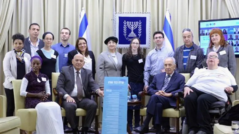 פרס בטקס. הבוקר