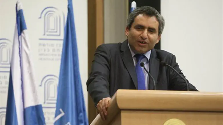 תפקידנו לא לתת. זאב אלקין