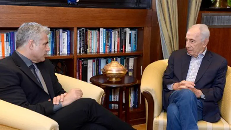 בלי המילה פלילי. פרס