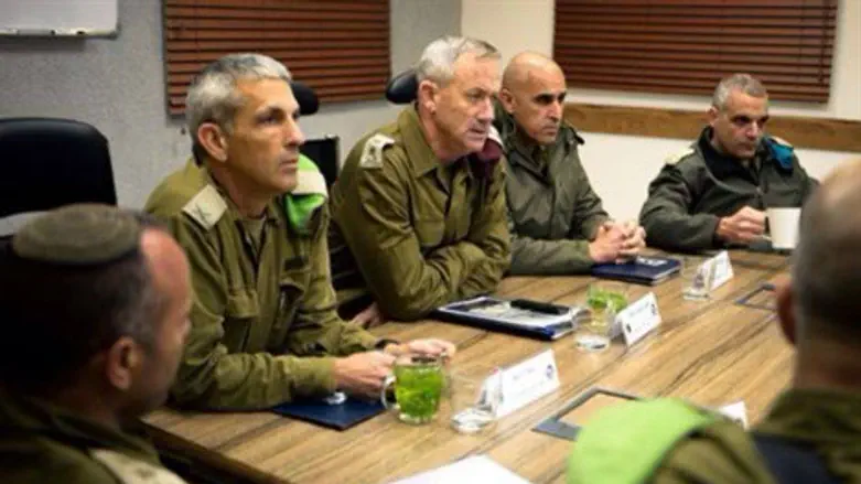 הרמטכ''ל גנץ בהערכת מצב, אמש