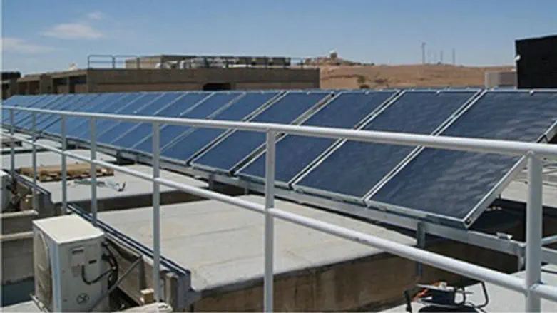 לוחות סולאריים בבה"ד 1