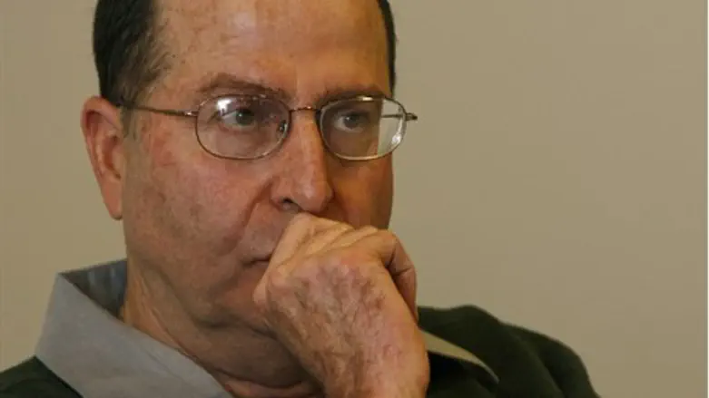 Моше (Буги) Яалон