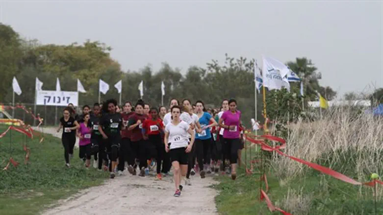 דתיים לצד ערבים.