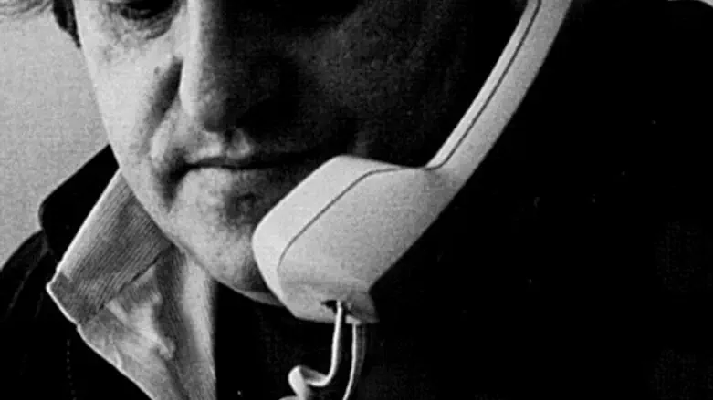 מדברים בטלפון. מה מאחורי הקול?