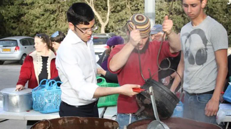 ההכנות לפסח בעיצומן