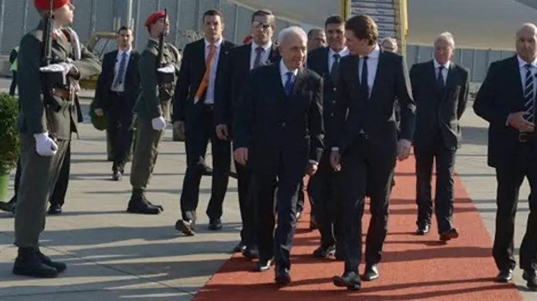 הנשיא פרס באוסטריה