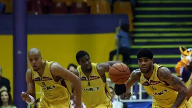 שחקני חולון. משחק שירצו לשכוח