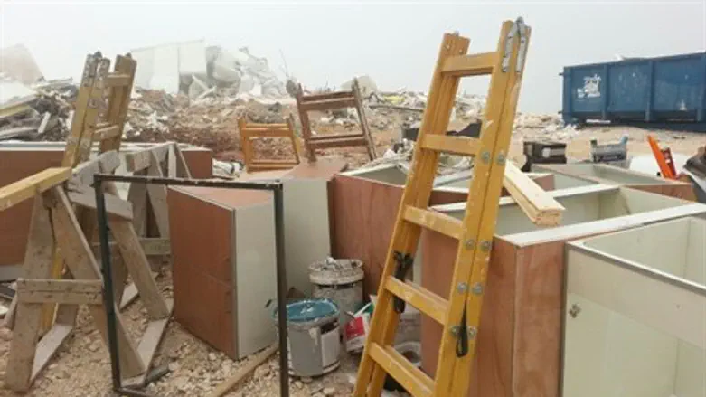 ההרס ביצהר, הבוקר