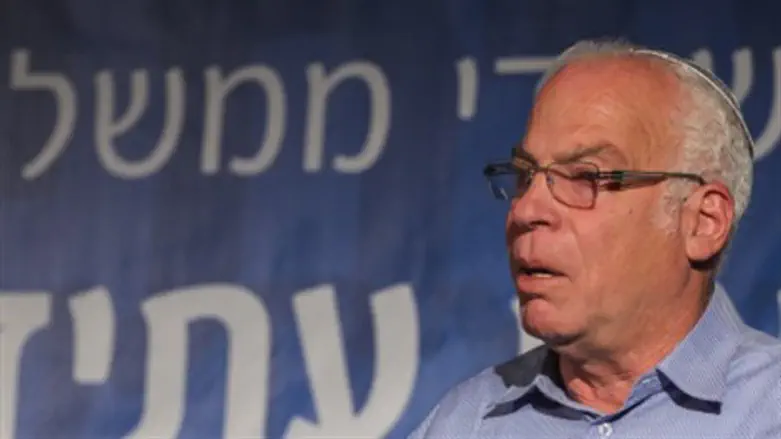 להמתין. השר אריאל.