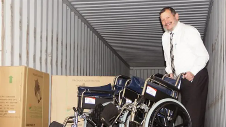 פורקים כיסאות