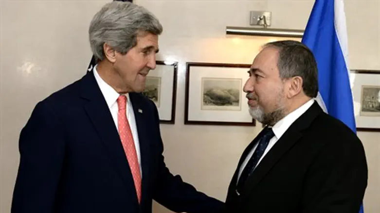 ליברמן וקרי