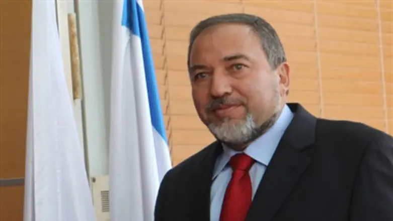 מבטיח. ליברמן