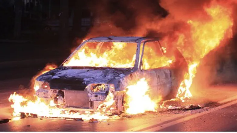 Burning car (illustrative)