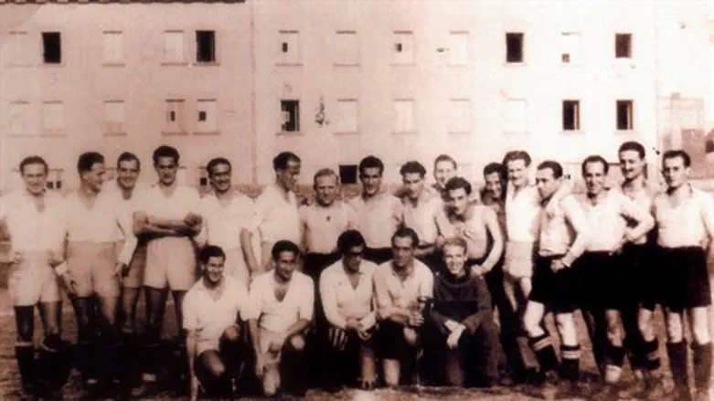 1937, מכבי קרקוב נגד סטודנטים למשפטים