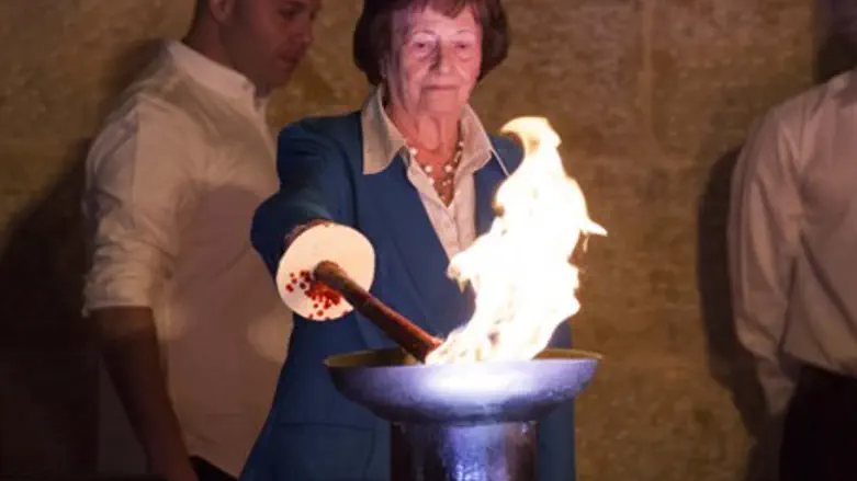 Зажжение факелов в Йом ха-Шоа