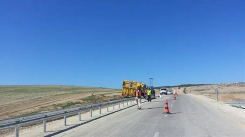 עובדים בכבישים