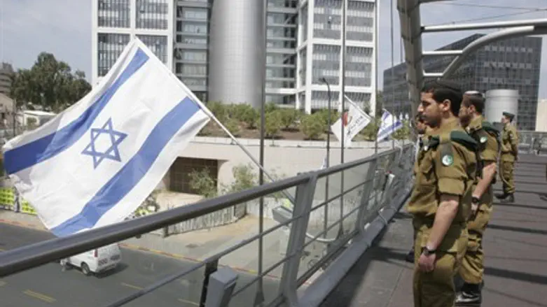 Солдаты на митинге в Тель-Авиве