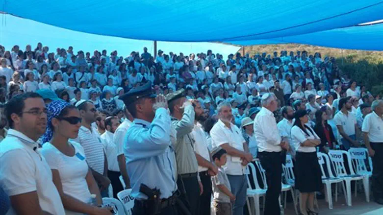 טקס יום הזיכרון בוואדי חרמיה