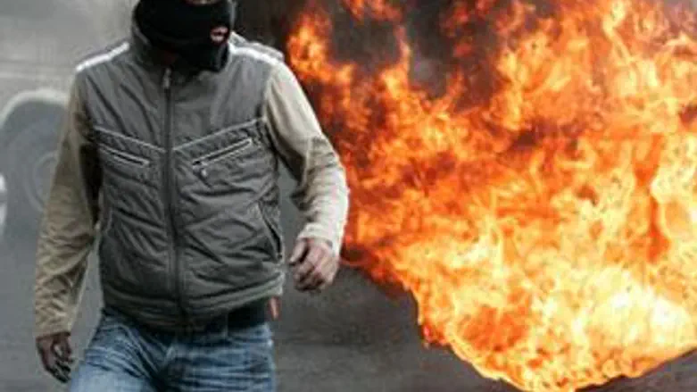 "נגיב בתקיפות"