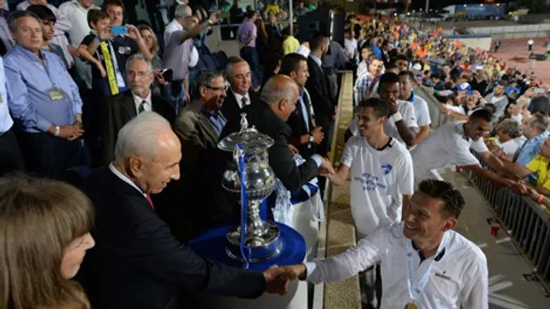 בכר ופרס. בפעם האחרונה של הנשיא