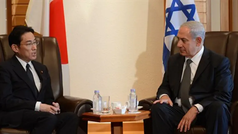 נתניהו ושר החוץ של יפן