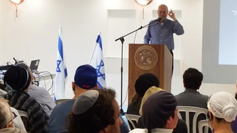 אטינגר בחשמונאים