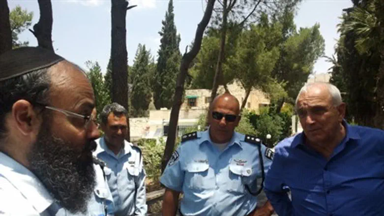 ביקש מהשר. הרב הורוביץ