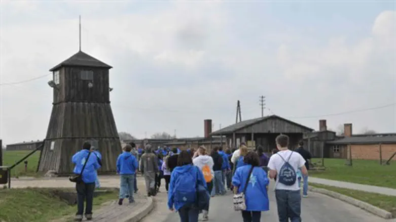 מחנה מיידנק