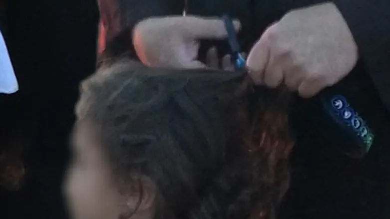 דוד בן ה-3 בשעת החאלקה