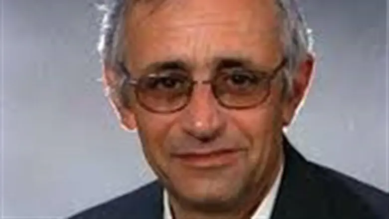 אורי אליצור