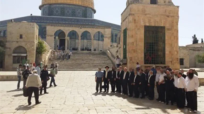 הרבנים העולים. הבוקר