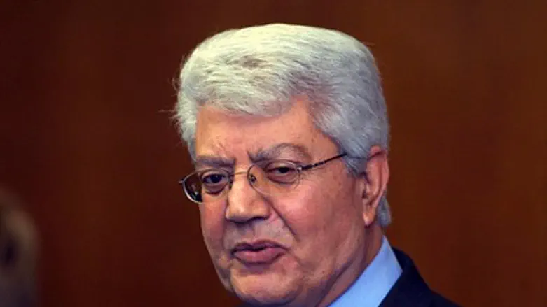 Former foreign minister David Levy