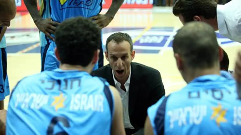 קטש. הגיע למרות השבעה