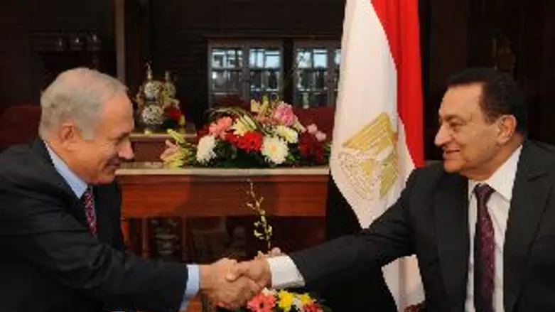 ירושלים על השולחן. נתניהו ומובארק (ארכיון)