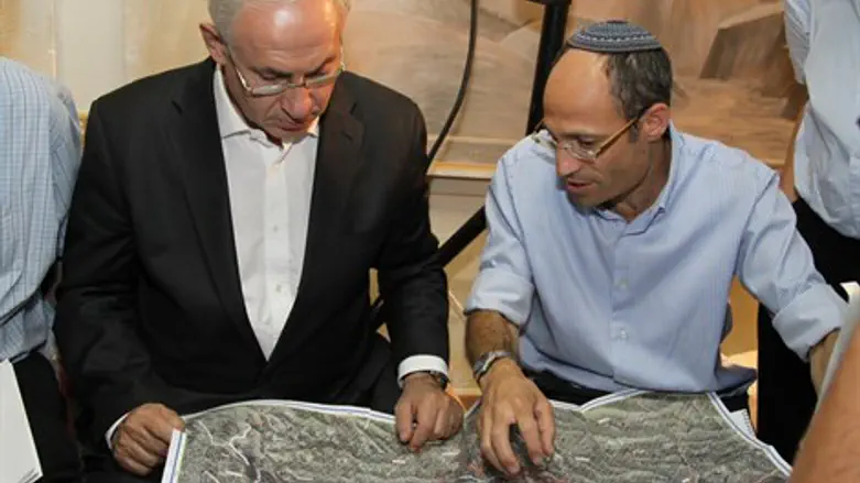 דוידי פרל ובנימין נתניהו