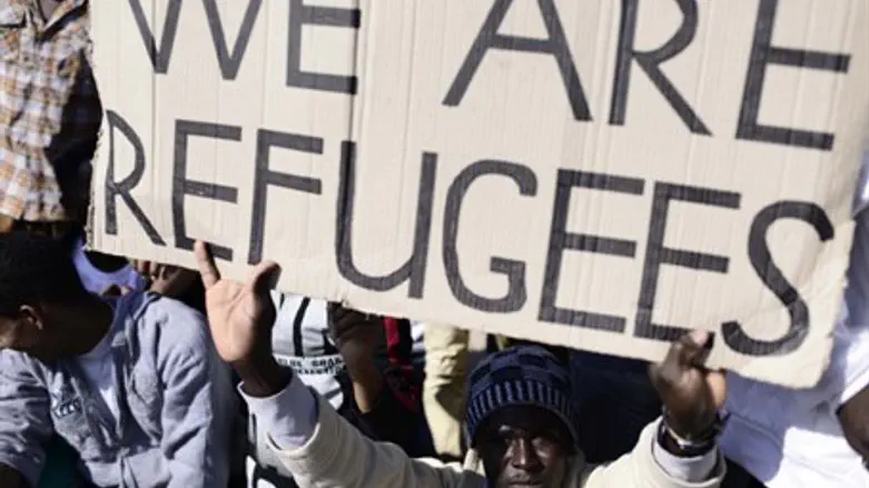 Staged infiltrator protest. Most illegal migr